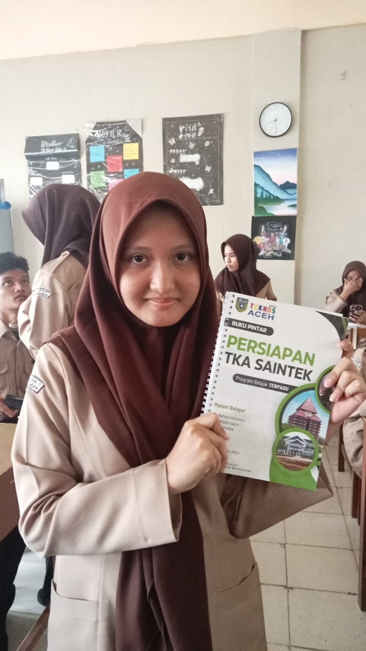 Putri Humaira