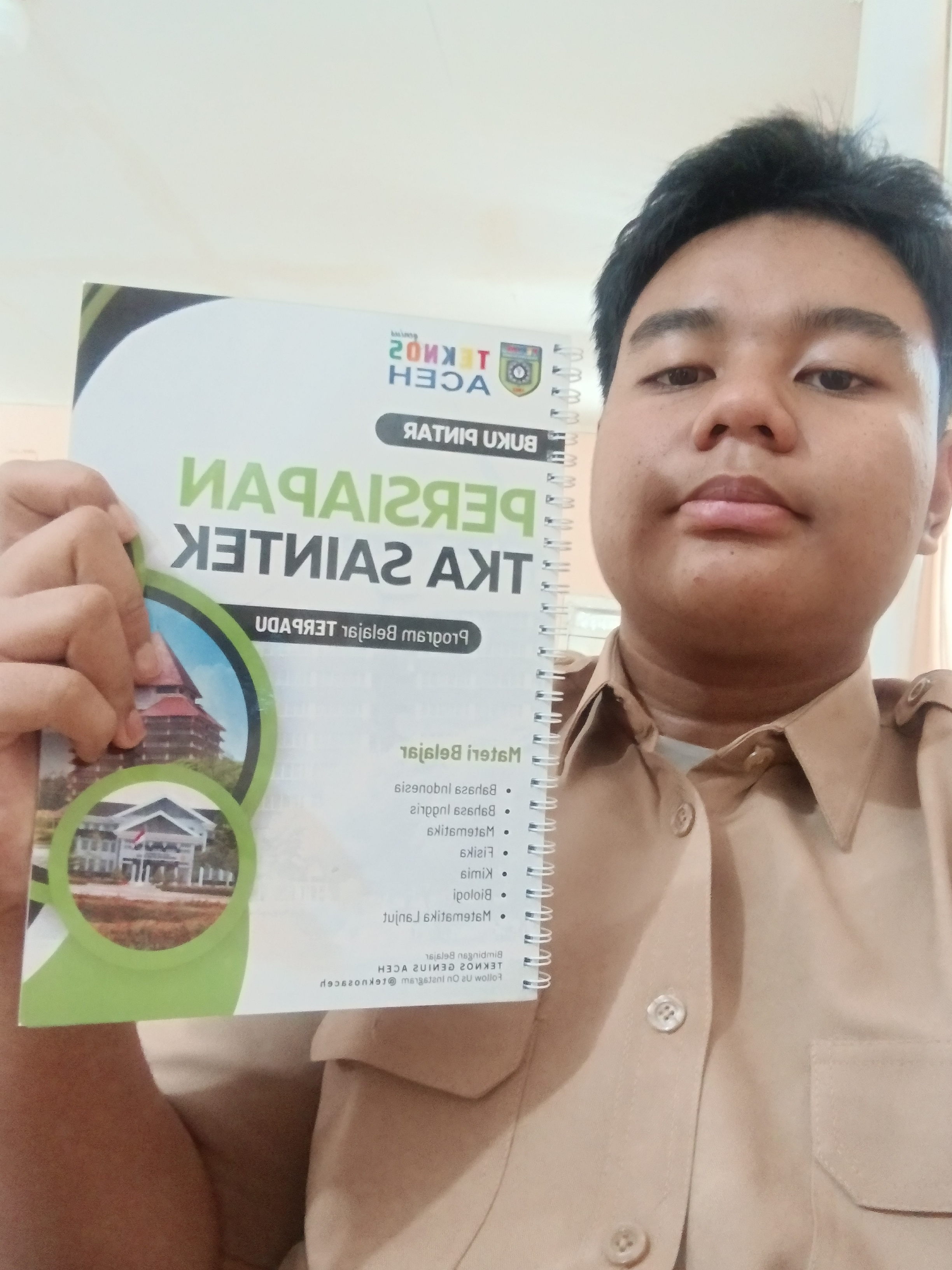Farhan Darrel Ar