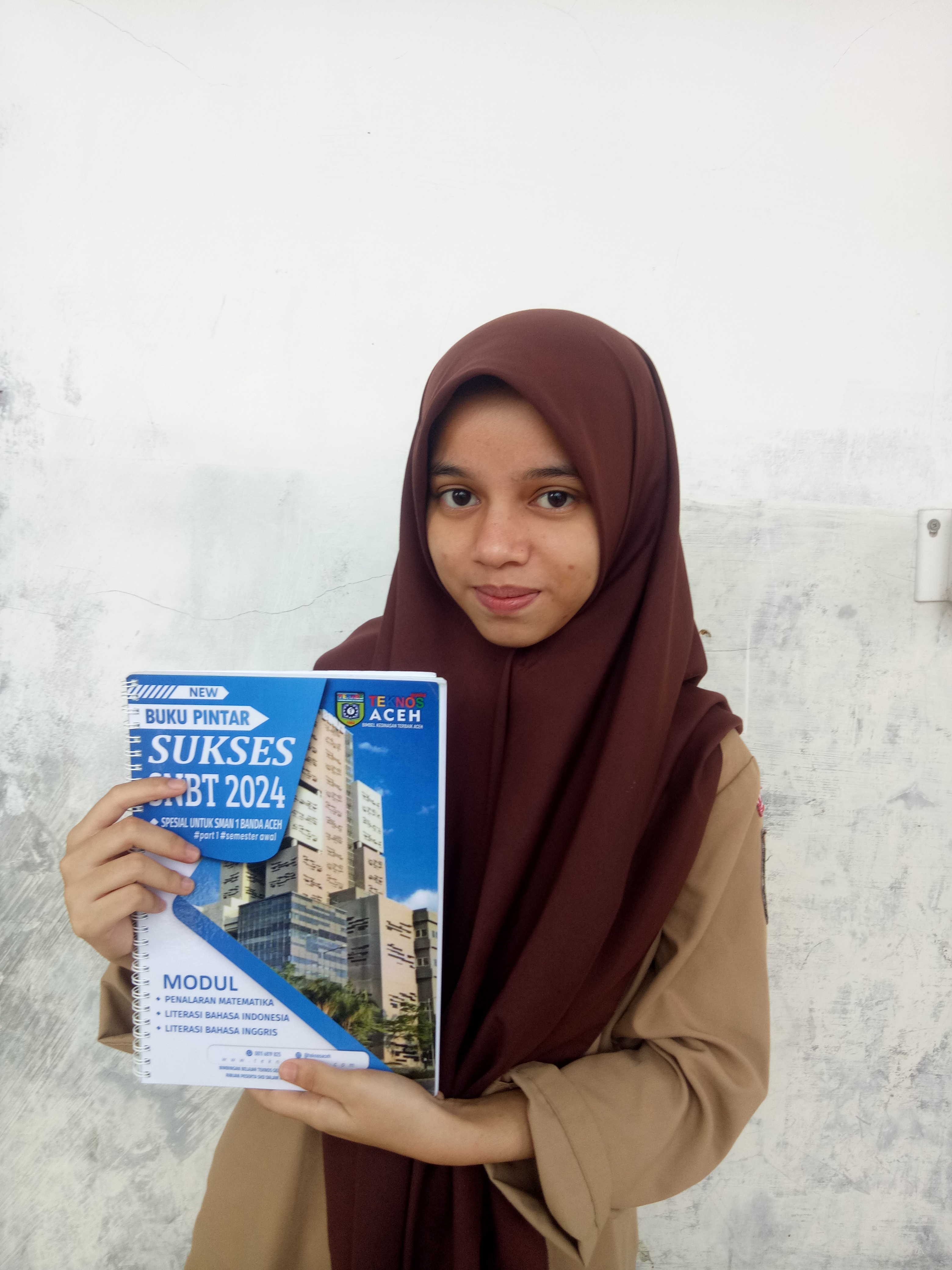 Cut Dara Fayza