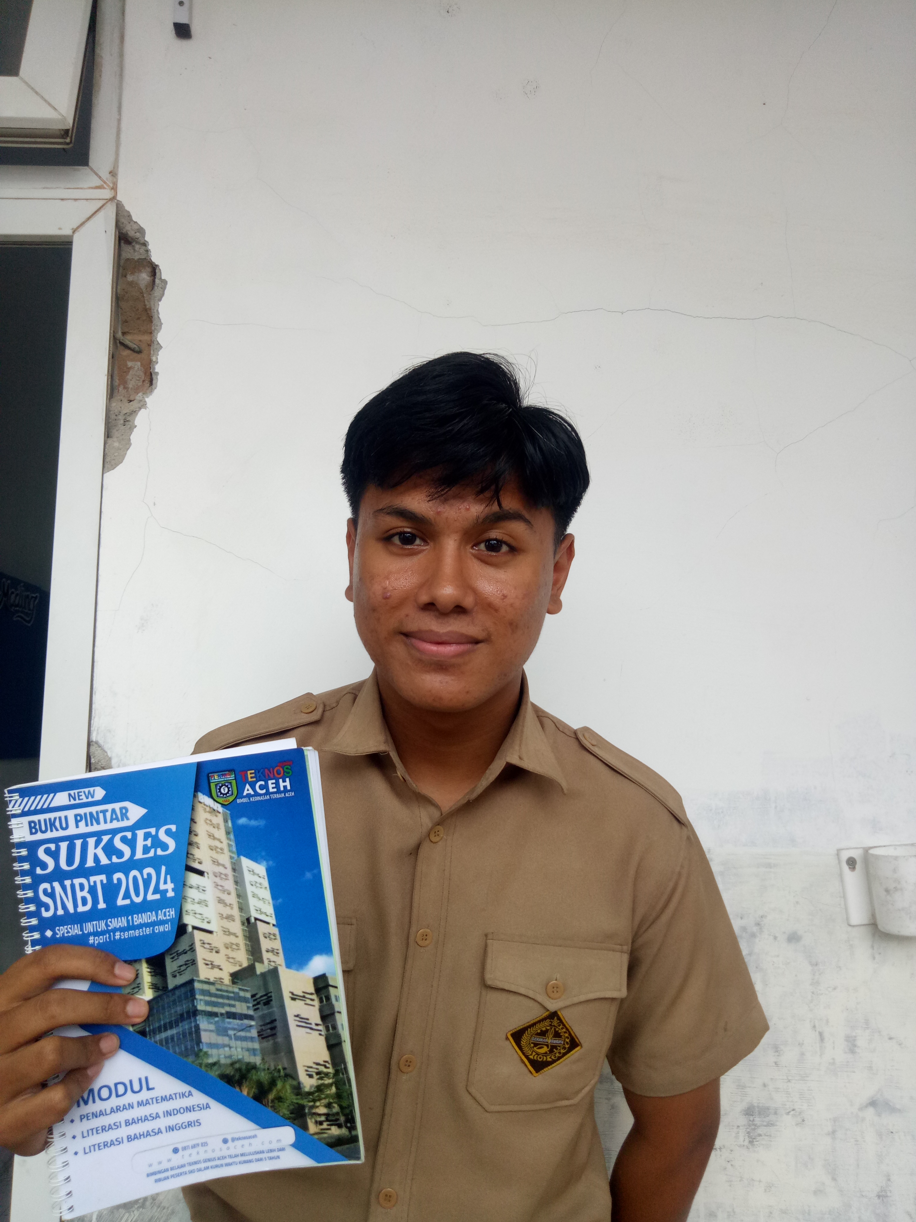Raka Araya Riana